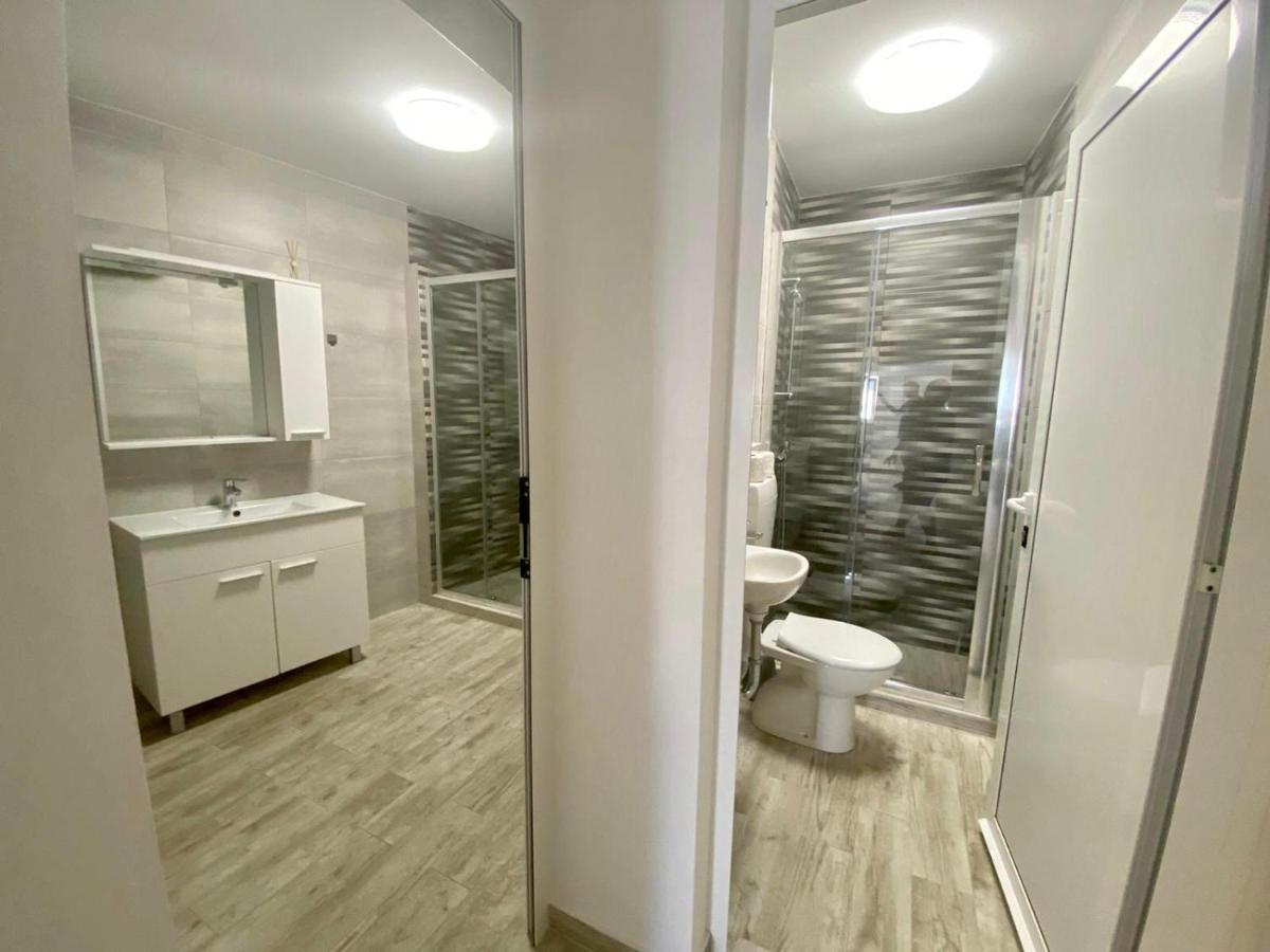 Apartments King - City Center โนวาลยา ภายนอก รูปภาพ